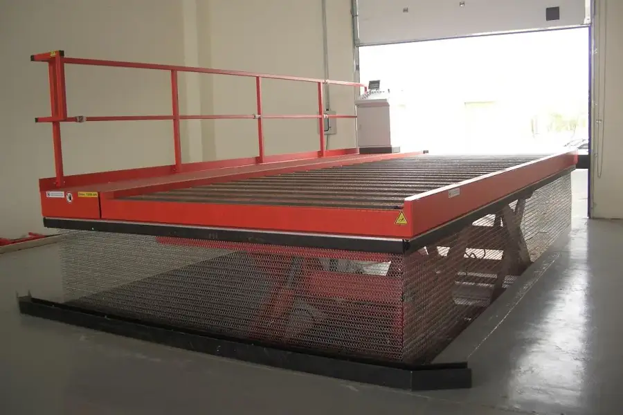 Truck Docks - AEDLER Logistik Solutions